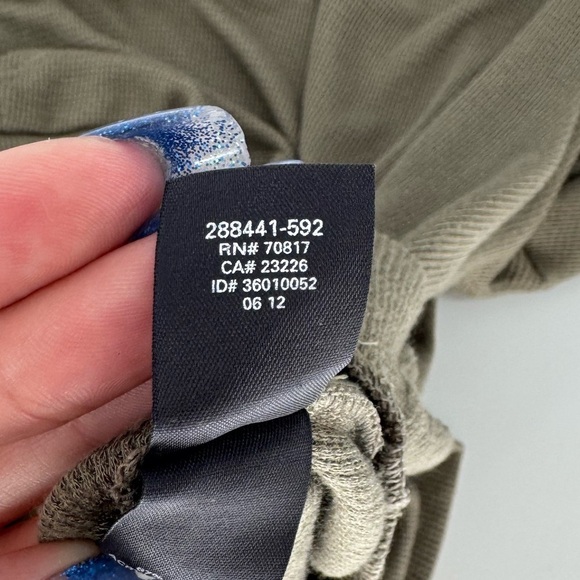 Victorias Secret Supermodel Essentials Olive Green Hooded Pullover Size Small - Picture 3 of 11